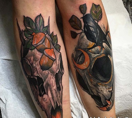 小腿彩色的各种动物头骨纹身图案