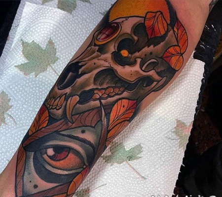 old school神秘动物头骨和树叶眼睛手臂纹身图案