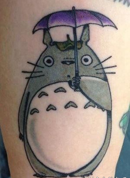 可爱卡通龙猫彩色纹身图案