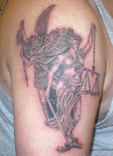 天使纹身和雕像纹身图案