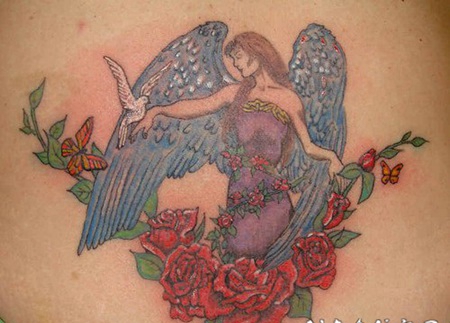 女天使与鸽子玫瑰彩色纹身图案