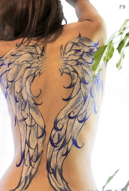 背部美丽的天使翅膀彩绘纹身图案