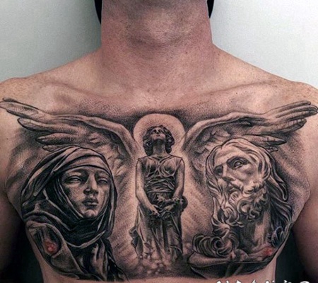 胸部宗教风格的天使和老人纹身图案