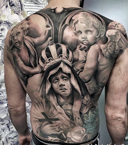 宗教风格的黑白天使雕像背部纹身图案