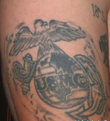 美国海军陆战队的鹰和船锚纹身图案