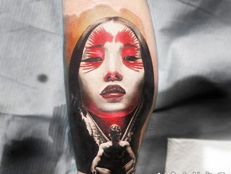 手臂日式彩色神秘女子与天使男孩纹身图案