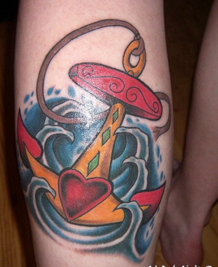 小腿墨西哥风格船锚与心形纹身图案