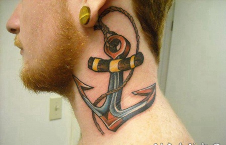 颈部new school彩色的船锚纹身图案