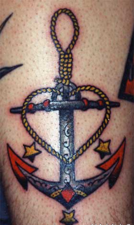 old school彩色船锚和心形绳子纹身图案