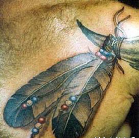 美国印第安人彩色羽毛纹身图案