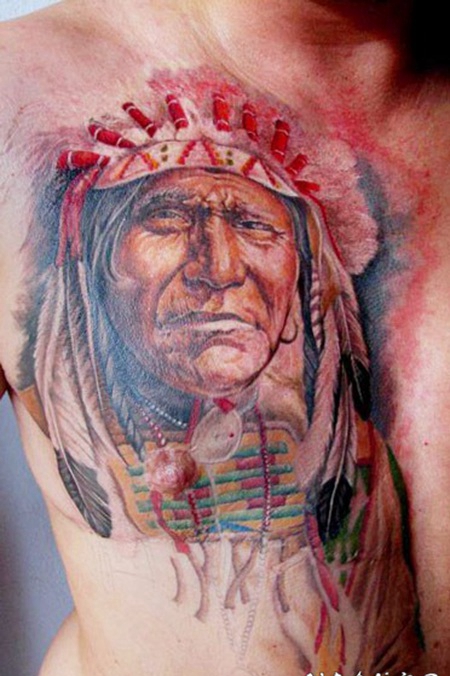 彩色北美土著肖像胸部纹身图案
