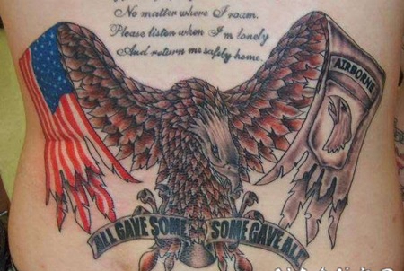 腰部美国军事鹰和字母纹身图案