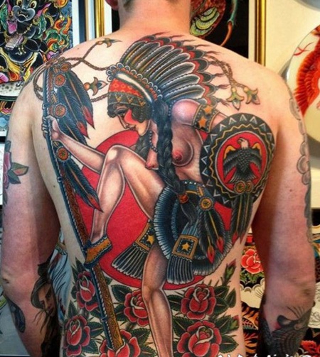 满背伟大的彩色美洲土著女孩勇士纹身图案