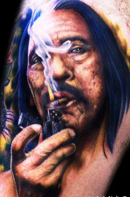 惊人的彩绘逼真美国著名演员肖像纹身图案