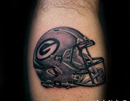 美式橄榄球头盔彩色小腿纹身图案