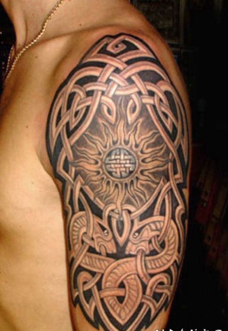 男性手臂爱尔兰图腾纹身图案
