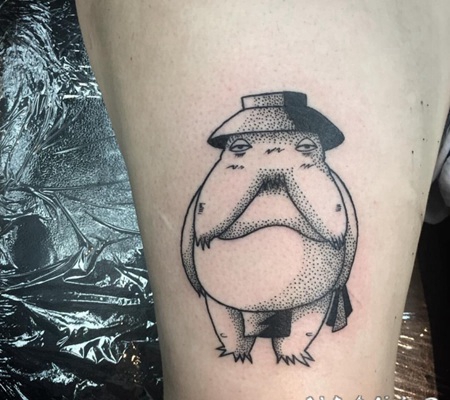 点刺风格的黑色外星人个性纹身图案