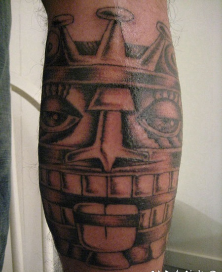 小腿阿兹特克艺术纹身图案