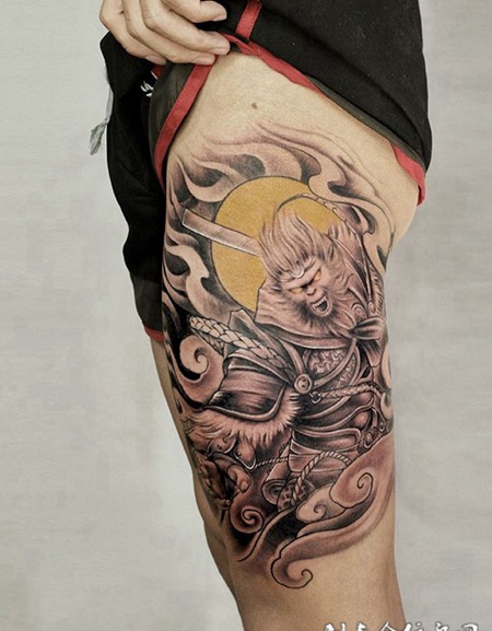 战神无畏，大腿斗战胜佛霸气纹身