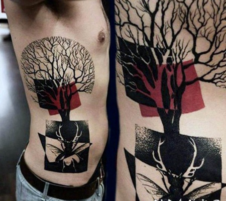 侧肋抽象风格的树和昆虫纹身图案