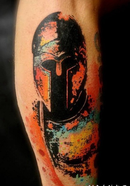 小臂抽象风格彩色中世纪武士纹身图案