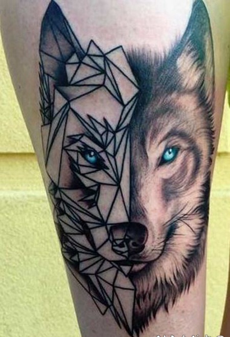 大腿半几何半真实的狼头纹身图案