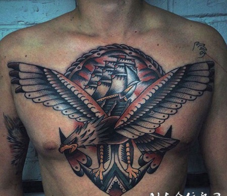 胸部帅气的船锚帆船和老鹰纹身图片