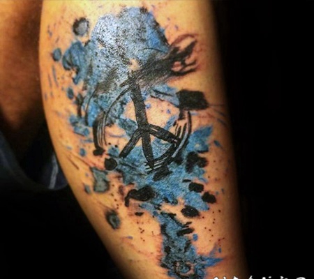 抽象风格彩色太平洋符号纹身图案