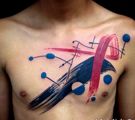 胸部抽象风格彩色各种饰品和圆纹身图案