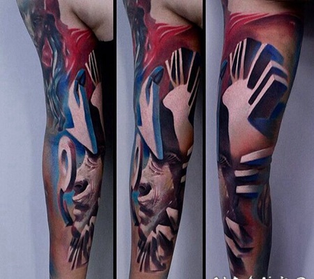 手臂抽象风格的彩色的人像纹身图案