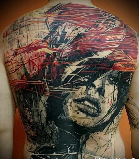 满背抽象风格的彩色伤心女人纹身图案