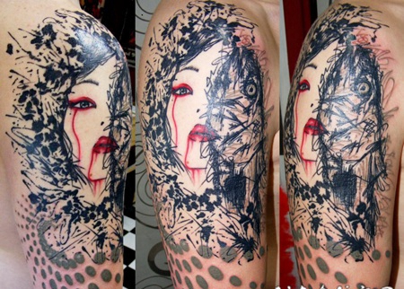 大臂抽象风格的彩色女性肖像与各种饰品纹身图案