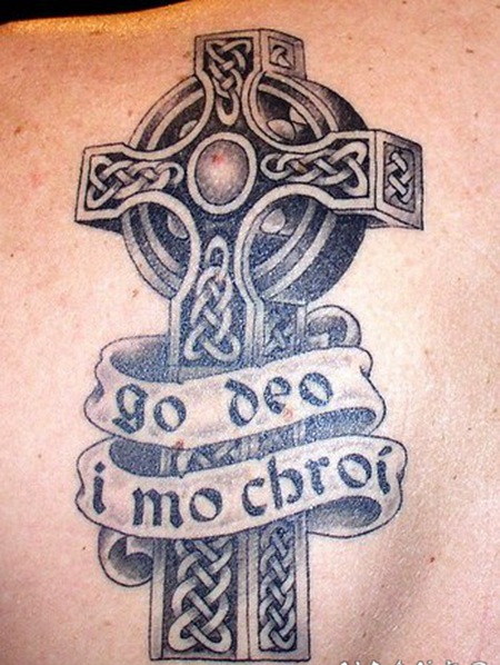 3D十字架墓碑黑白纹身图案缩略频道推荐图