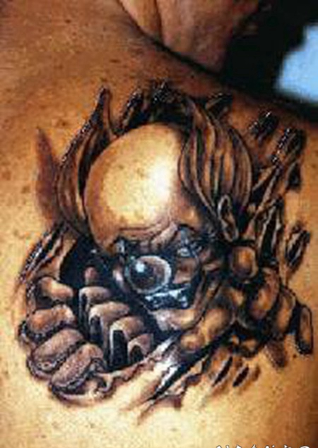 3D小丑和撕皮黑色纹身图案