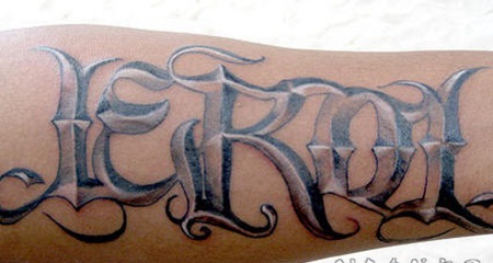 手臂3D英文名字纹身图案