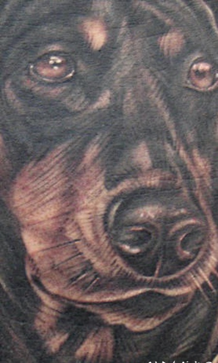 超现实的悲伤狗3D纹身图案