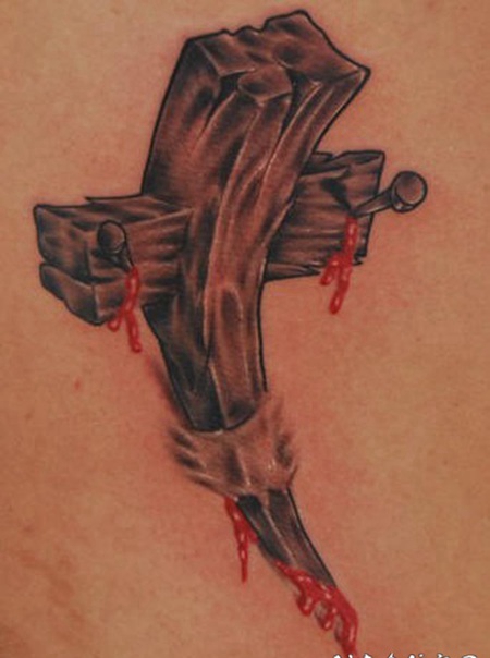3D滴血十字架彩色纹身图案