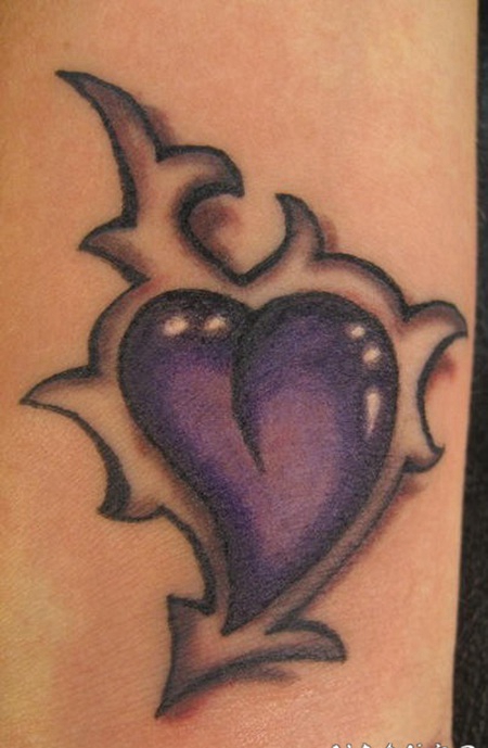 3D紫色部落心形纹身图案
