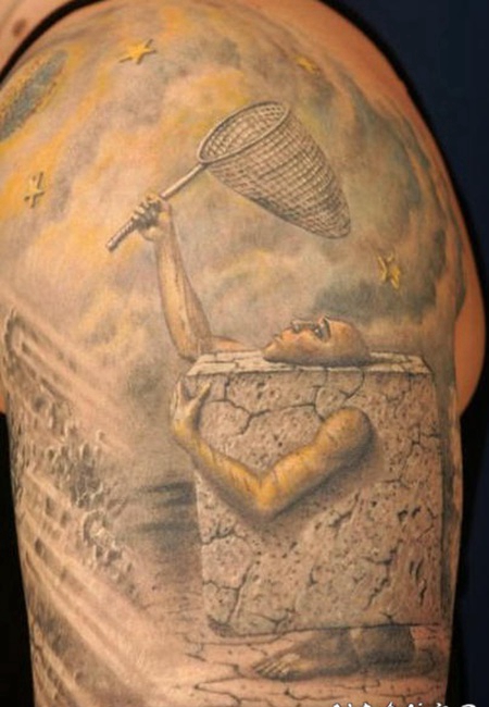 手臂超现实的3D艺术纹身图案