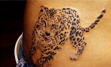 腰部3D豹子彩绘纹身图案