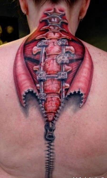 背部3D撕皮拉链和机械骨骼纹身图案