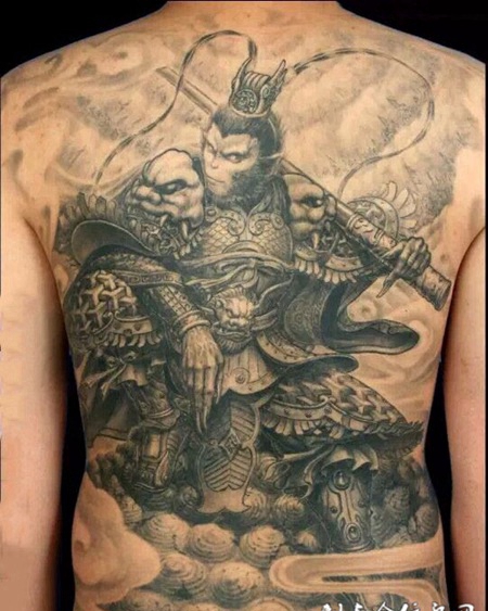 金箍一棒，满背斗战胜佛个性纹身