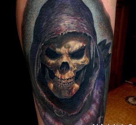 小腿3D彩色的邪恶骷髅纹身图案