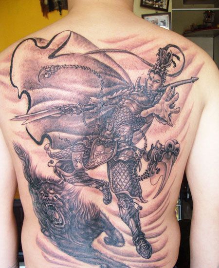 满背帅气天将二郎神纹身图案