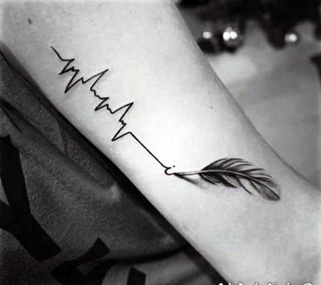 3D写实的羽毛心电图黑色纹身图案