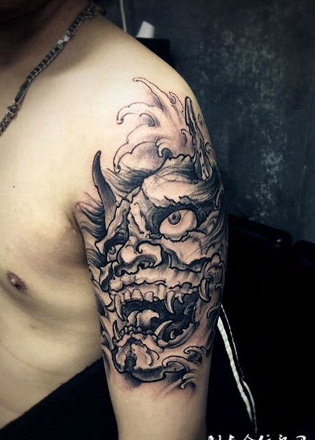 恨意难消，手臂般若个性纹身图案