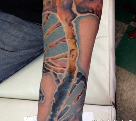 3D彩色的DNA符号手臂纹身图案