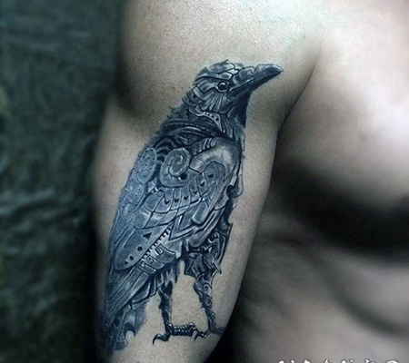 手臂令人难以置信的3D机械乌鸦纹身图案