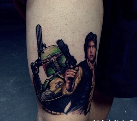 大腿很酷的彩色3D波巴费特汉索罗肖像纹身图案