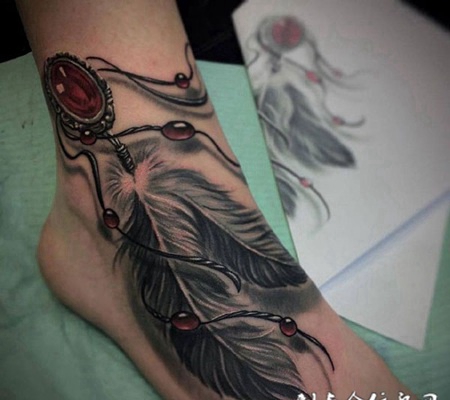 宝石轻羽寄相思，脚踝好看的d羽毛脚链纹身